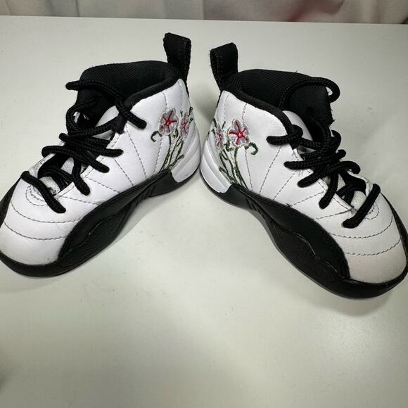 Nike Air Jordan Retro Toddler Infant Floral DR6955-100 Size 5C 1 Year - Picture 5 of 10